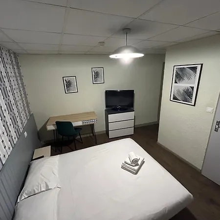 Initial By Balladins, Restaurant Broisin Hotel 3*