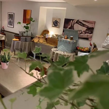 Initial By Balladins, Restaurant Broisin