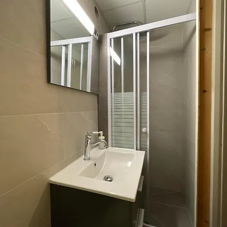 Szálloda Initial By Balladins, Restaurant Broisin Aix-les-Bains