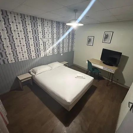 Initial By Balladins, Restaurant Broisin