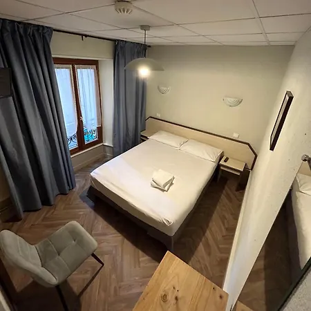 Szálloda Initial By Balladins, Restaurant Broisin