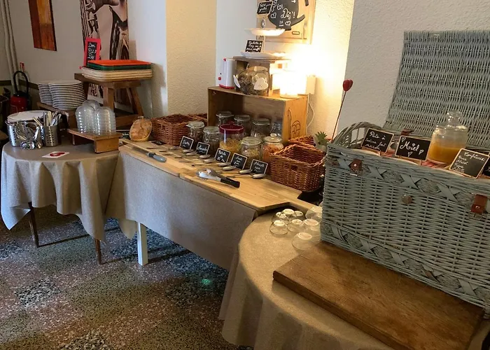 Initial By Balladins, Restaurant Broisin Szálloda 3*