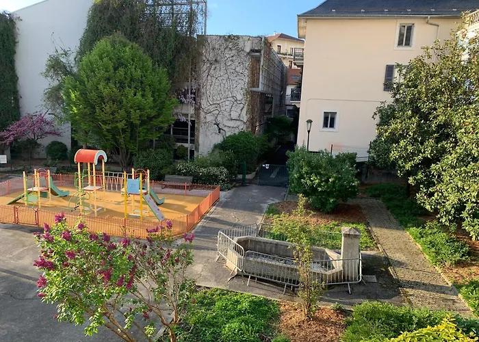 Szálloda Initial By Balladins, Restaurant Broisin