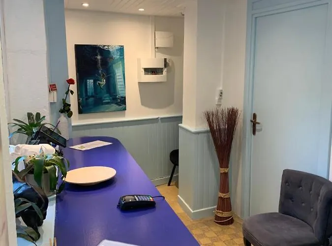 Initial By Balladins, Restaurant Broisin 3*