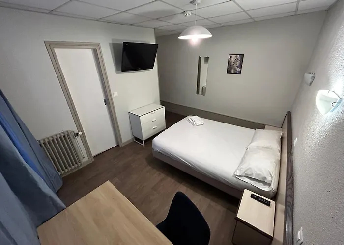 Initial By Balladins, Restaurant Broisin Aix-les-Bains