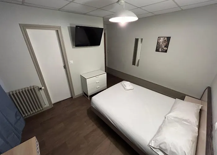 فندق Initial By Balladins, Restaurant Broisin إيكس ليه با