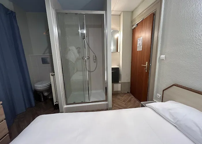 Initial By Balladins, Restaurant Broisin 3*